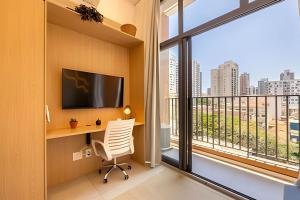 Easy Star - Charmoso studio com mezanino ao lado do Allianz - PJ01I