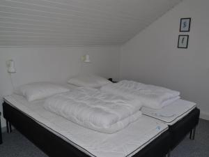 Apartment Auti - 2-3km from the sea by Interhome