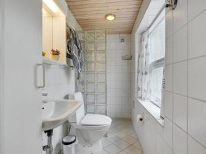 Holiday Home Lyyli - 1km from the sea by Interhome