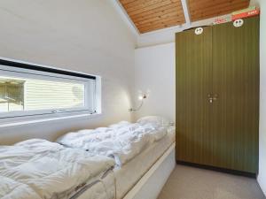 Holiday Home Reinbald - 1km from the sea by Interhome