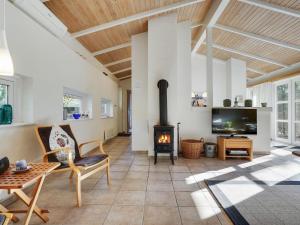 Holiday Home Reinbald - 1km from the sea by Interhome