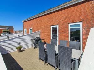 Apartment Faidra - 2-5km from the sea by Interhome