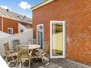 Apartment Nils - 2-3km from the sea by Interhome