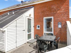 Apartment Nils - 2-3km from the sea by Interhome