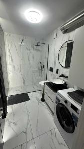 Piła- balkon-3 osoby-2 łóżka-przytulny apartament