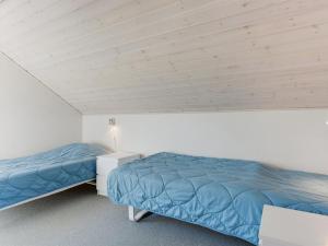 Apartment Maylin - 2-3km from the sea by Interhome