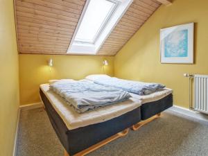 Apartment Rebus - 2-3km from the sea by Interhome