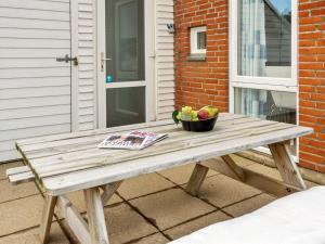 Apartment Ameli - 2-3km from the sea by Interhome