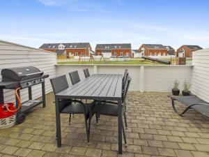 Apartment Héléne - 2-3km from the sea by Interhome