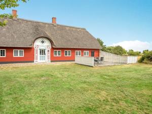 Apartment Willi - 3km from the sea by Interhome