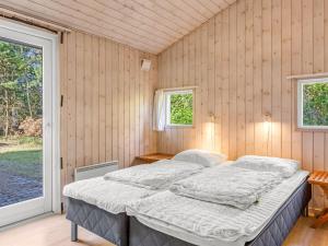 Holiday Home Guthmund - 1km from the sea by Interhome