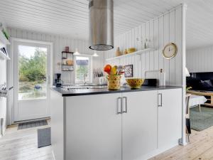 Holiday Home Fredrikka - 3-9km from the sea by Interhome