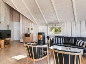 Holiday Home Almina - 1km from the sea by Interhome