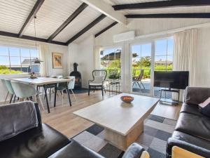 Holiday Home Kalf - 400m from the sea by Interhome