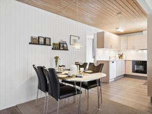Holiday Home Sigrun - 4km from the sea by Interhome
