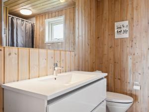 Holiday Home Fiona - 800m from the sea by Interhome