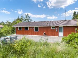 Holiday Home Reidar - 1km from the sea by Interhome