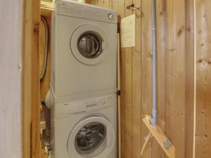 Holiday Home Reidar - 1km from the sea by Interhome