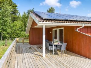Holiday Home Reidar - 1km from the sea by Interhome