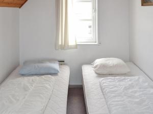 Apartment Silja - 2-3km from the sea by Interhome