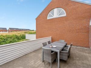 Apartment Anke - 500m from the sea by Interhome