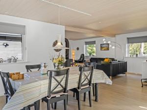 Holiday Home Bjarka - 2-9km from the sea by Interhome