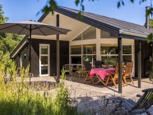 Holiday Home Laerke - 1-8km from the sea by Interhome