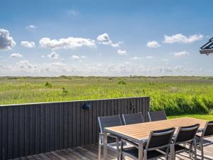 Holiday Home Jonna - 700m from the sea by Interhome