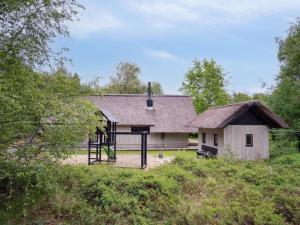 Holiday Home Aghwith - 1-2km from the sea by Interhome