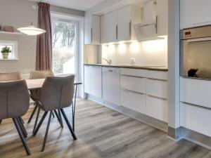 Apartment Anouk - 1-7km from the sea by Interhome