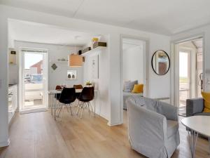 Apartment Gerharde - 2-3km from the sea by Interhome