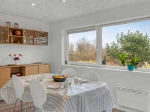 Holiday Home Ulrich - 500m from the sea by Interhome