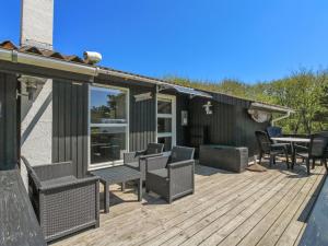 Holiday Home Solborg - 400m from the sea by Interhome