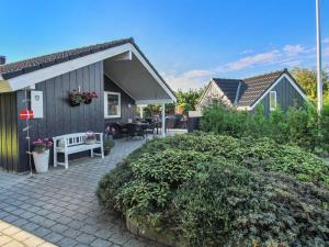 Holiday Home Maureen - 10-5km from the sea by Interhome