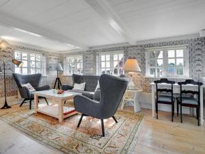 Holiday Home Edelgard - 4-5km from the sea by Interhome