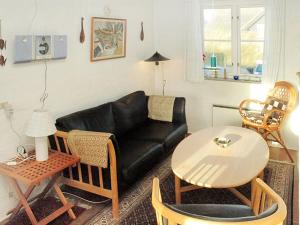 Holiday Home Zuzan - 500m from the sea by Interhome