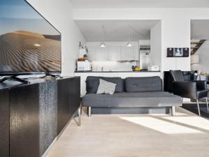 Apartment Theis - 100m from the sea by Interhome