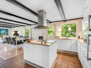 Holiday Home Yall - 1km from the sea by Interhome