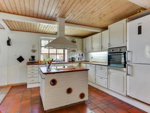 Holiday Home Iiro - 2-5km from the sea by Interhome