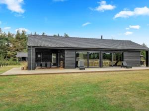 Holiday Home Vasilka - 800m from the sea by Interhome