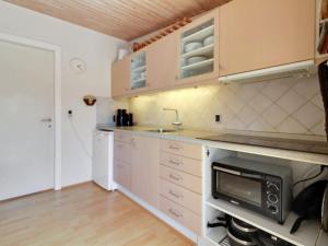 Apartment Genadij - 1km from the sea by Interhome