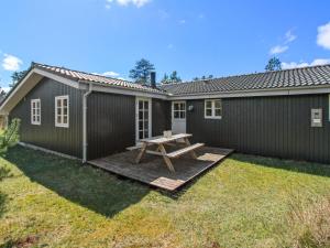 Holiday Home Marja - 1-3km from the sea by Interhome