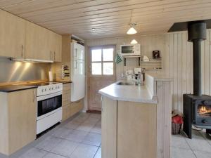 Holiday Home Marja - 1-3km from the sea by Interhome