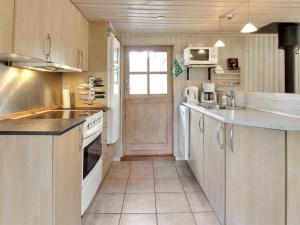 Holiday Home Marja - 1-3km from the sea by Interhome