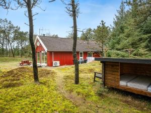 Holiday Home Tove - 1-5km from the sea by Interhome