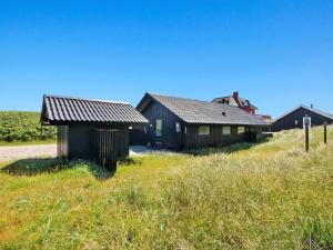 Holiday Home Auli - 200m from the sea by Interhome