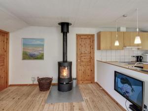 Holiday Home Ahti - 900m from the sea by Interhome