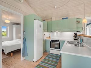 Holiday Home Aise - 75m from the sea by Interhome