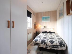 Holiday Home Aukusti - 600m from the sea by Interhome