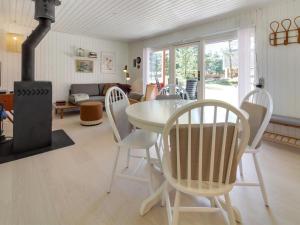 Holiday Home Aulikki - 900m from the sea by Interhome